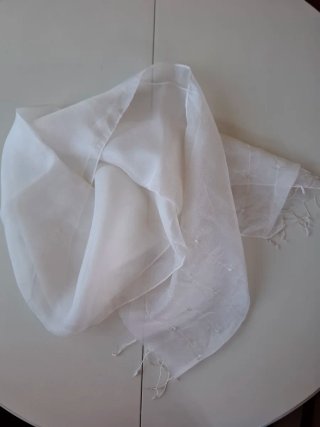 Fular de seda blanco