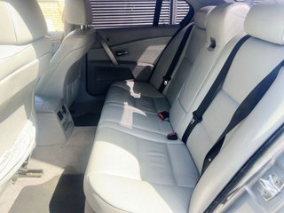 BMW Serie 520i 2004 gasolina 2004 pegatina C