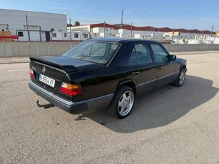 Mercedes-Benz Clase E w124 250D