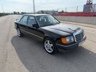 Mercedes-Benz Clase E w124 250D
