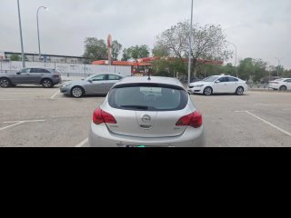 Opel Astra 2010
