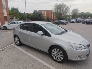 Opel Astra 2010