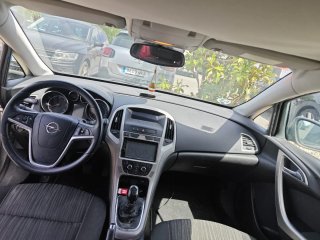 Opel Astra 2010