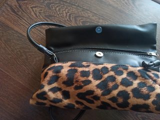 Bolso Animal Print Negro y Multicolor