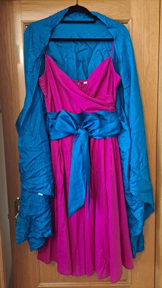Vestido fucsia Trucco con lazo azul T42
