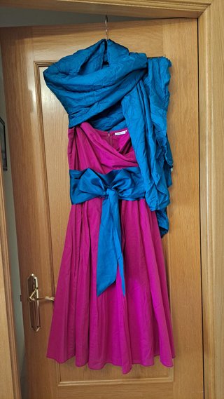 Vestido fucsia Trucco con lazo azul T42