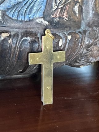 Crucifijo Nácar y Latón