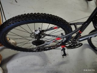 Bicicleta B-PRO ZS2 Gris/Roja