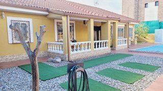 Chalet en venta en Rejas en Madrid