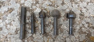 Adaptadores para taladro sin usar y otras cosas.
