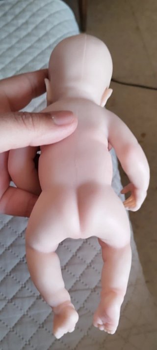 Muñeca de silicona realista