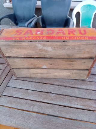 Caja Refrescos Antigua Sandaru