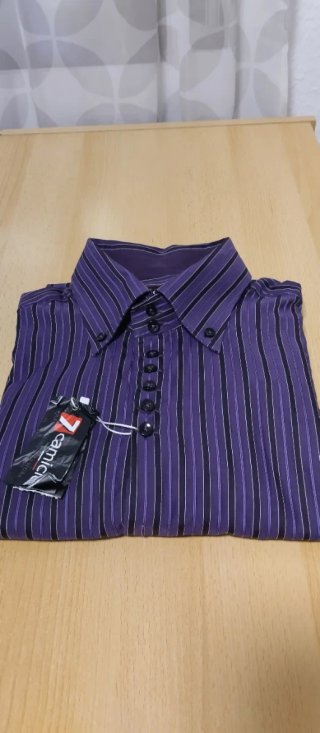 Camisa Italiana Rayas Morado y Negro Talla XL