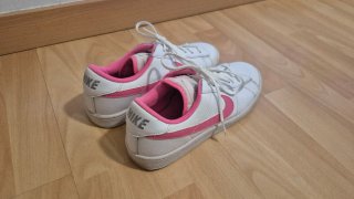Zapatillas Nike Blancas y Rosas