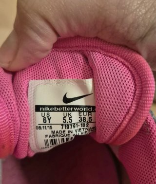 Zapatillas Nike Blancas y Rosas