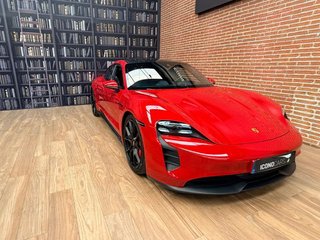 Porsche Taycan GTS