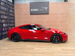 Porsche Taycan GTS