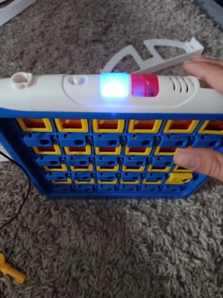 Quién es Quién? Juego Electrónico para niños.