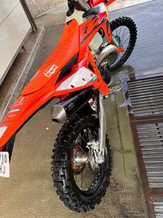 KTM 300 EXC 2025 Campeona del Mundo