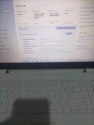 Ordenador portátil HP blanco CON CABLE NO BATERÍA