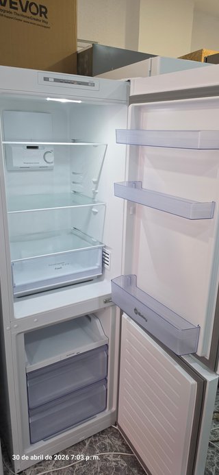 NUEVO TARA!!! NEVERA BALAY NO FROST