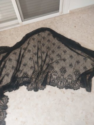 Mantilla negra encaje nueva