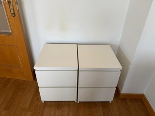 Juego de 2 mesitas de noche blancas