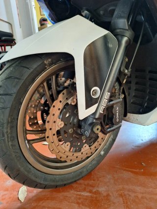 Kymco Xciting 400i Maxi Scooter 2017