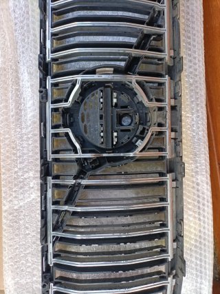 Parrilla Volvo V60/S60 Cromada  acabado inscriptio