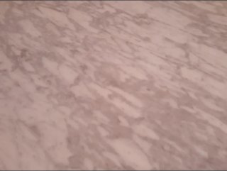 Mesa de centro de mármol y madera