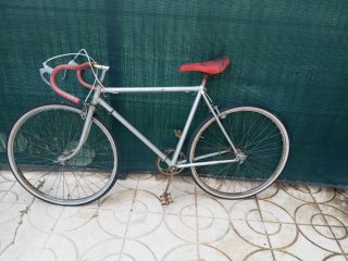 Bicicleta Carretera Vintage Plata Roja