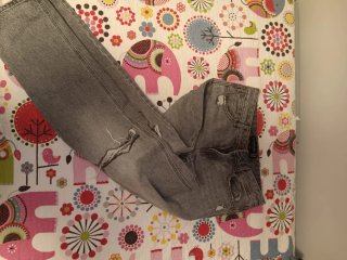 Pantalón vaquero Stradivarius gris T.34