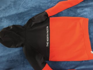 Felpa The North Face Rossa e Nera Youth Ottima!