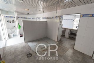 Local comercial en venta en Barrio de Zaidín en Granada