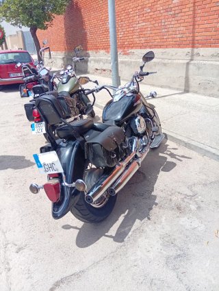 Yamaha Dragstar 650 Classic Negra