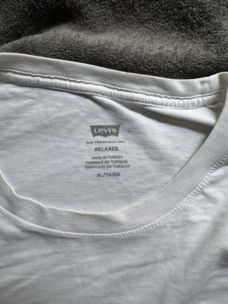 Camiseta Levi's Blanca Manga Larga