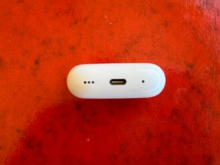 Estuche AirPods Pro 2 USB-C (Para Piezas)