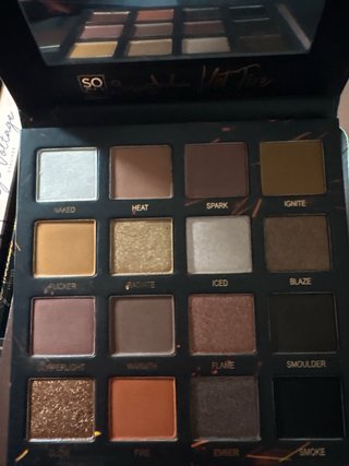 Set de maquillaje SoSu: sombras, eyeliner,pestañas