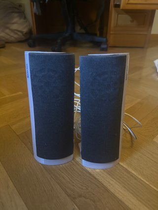 Altavoces Smartec Negros y Blancos