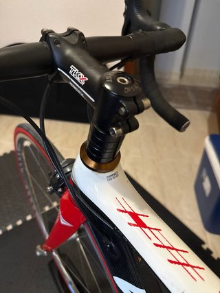 Bicicleta vitoria carbono LUXOR talla 49