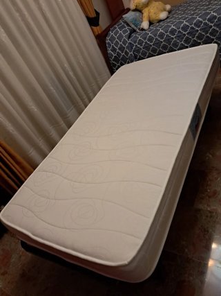 Colchón más somier en perfecto estado