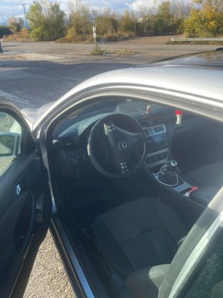 Mercedes-Benz Clase C 2005