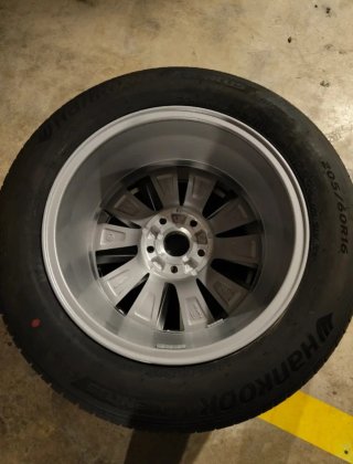 Llanta SKODA y Neumático HANKOOK 205/60R16