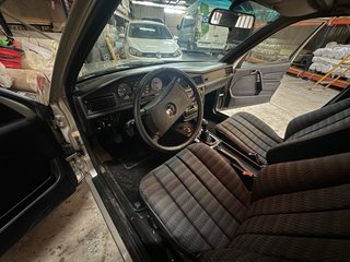 Mercedes-Benz 180 1991