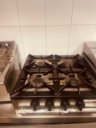 Cocina de gas 4 fuegos