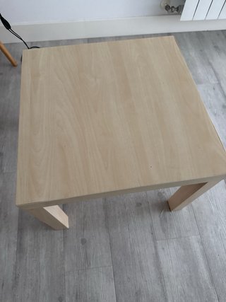 Mesa y estantería de madera Ikea
