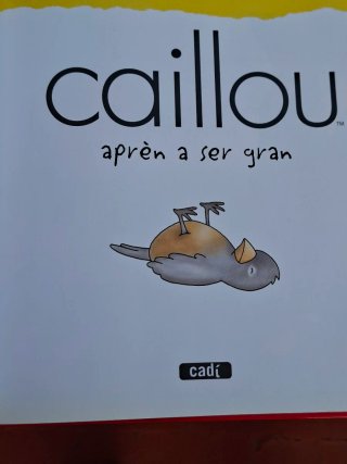 Lote 4 libros (caillou en catalán) tapa dura