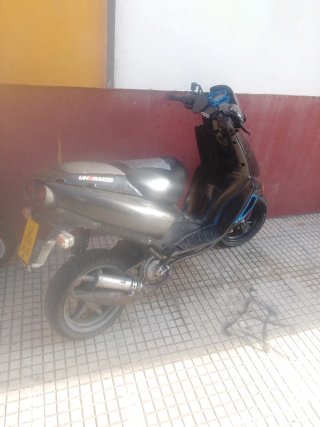 Aprilia SR Scooter Negro/Azul