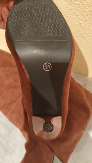 Botas de tacón marrones