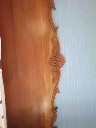 Cómoda y 2 Mesitas de Noche Madera y cabecero